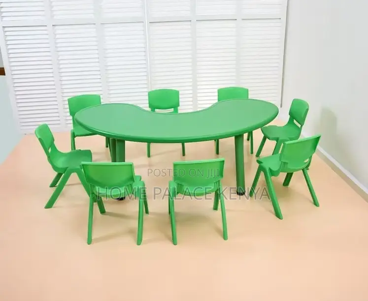 School Table; Colourful Kindergarten Plastic Moon Table