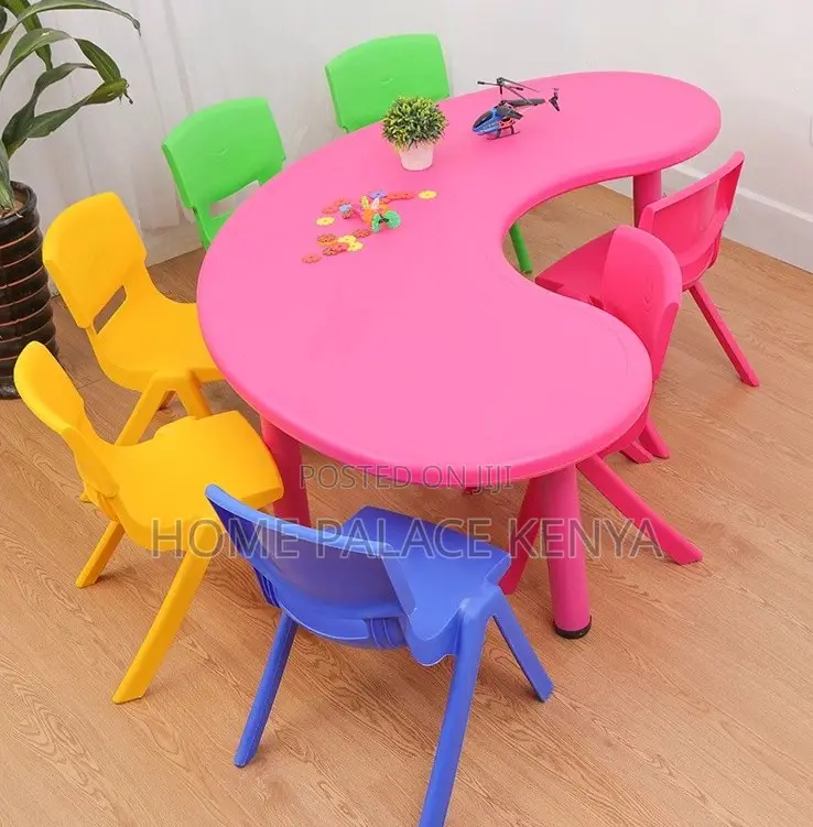 School Table; Colourful Kindergarten Plastic Moon Table