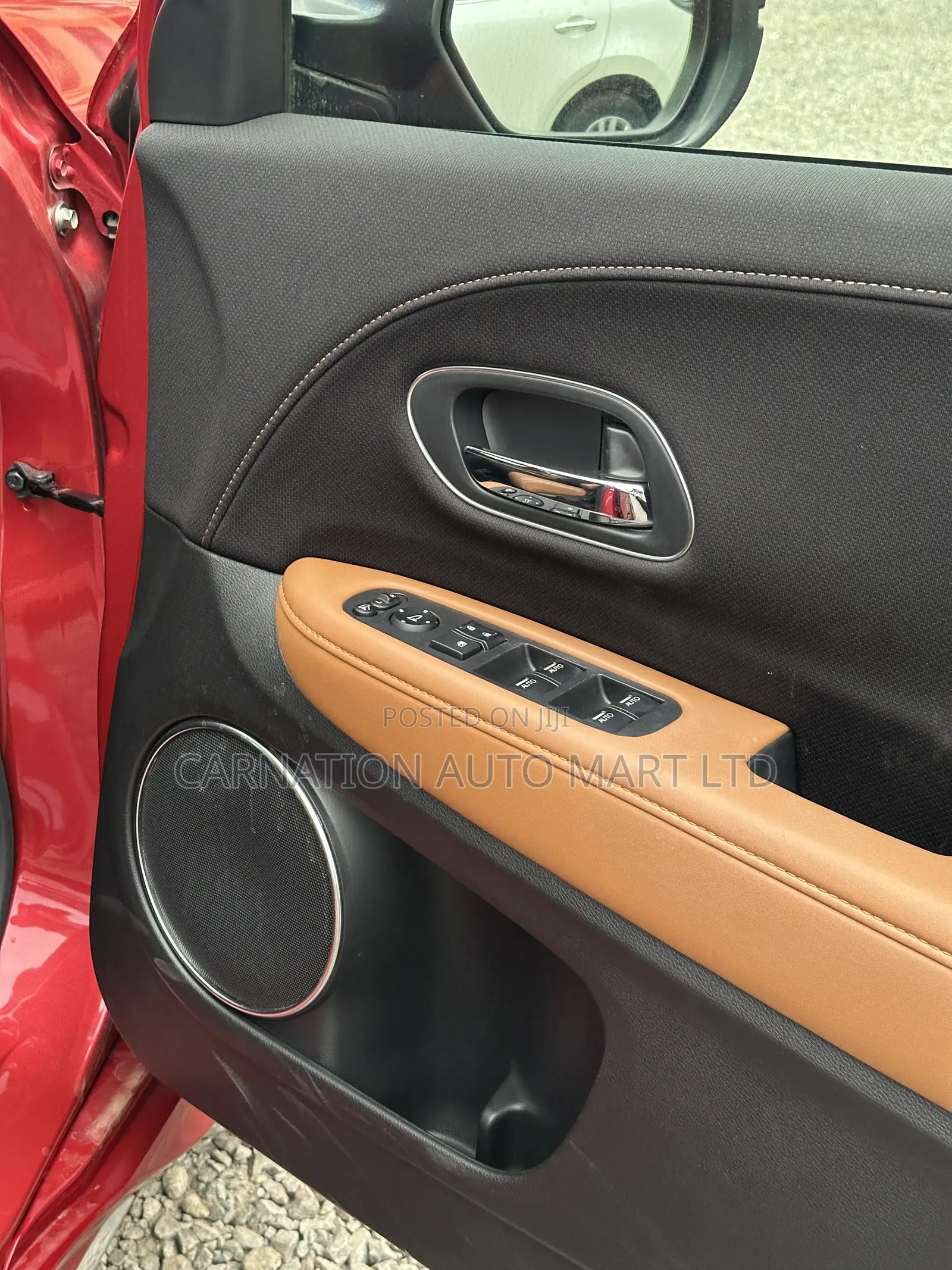 Honda Vezel 2018 Red