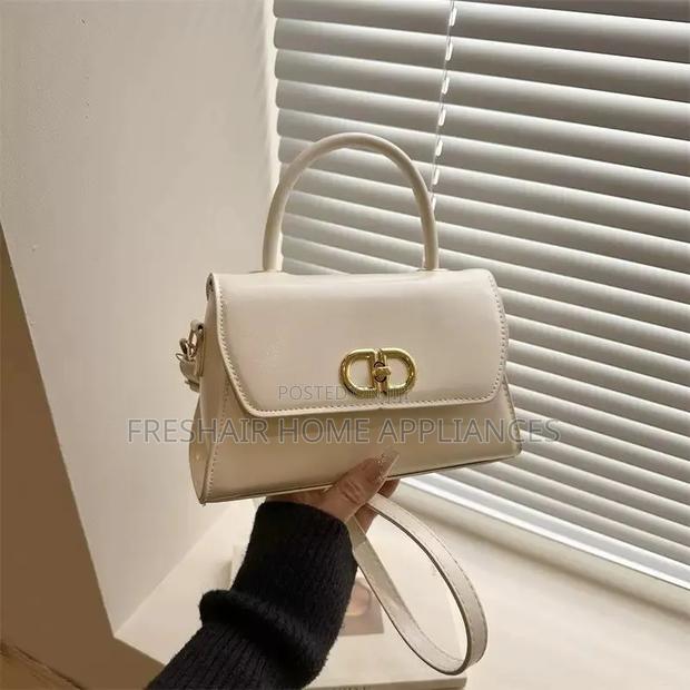 Tiny Handbag - thumbnail 3