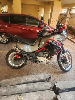 Yamaha 1989 Gray