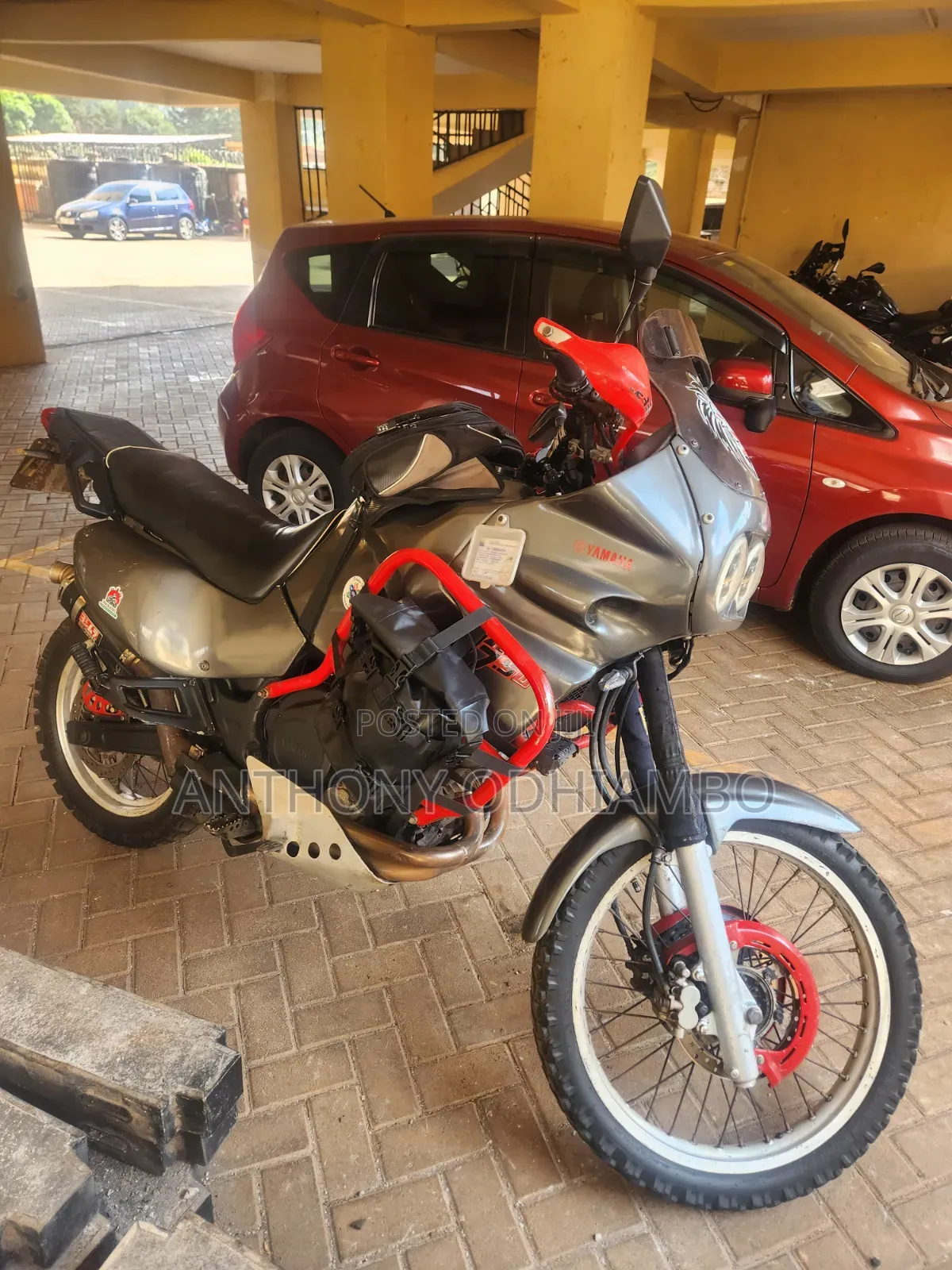 Yamaha 1989 Gray