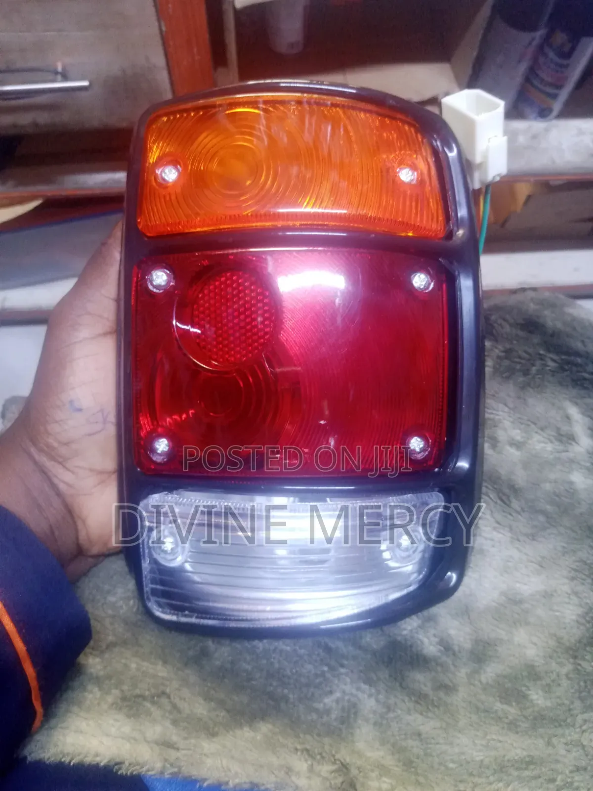 Tail Lamp A12 Datsun 1200
