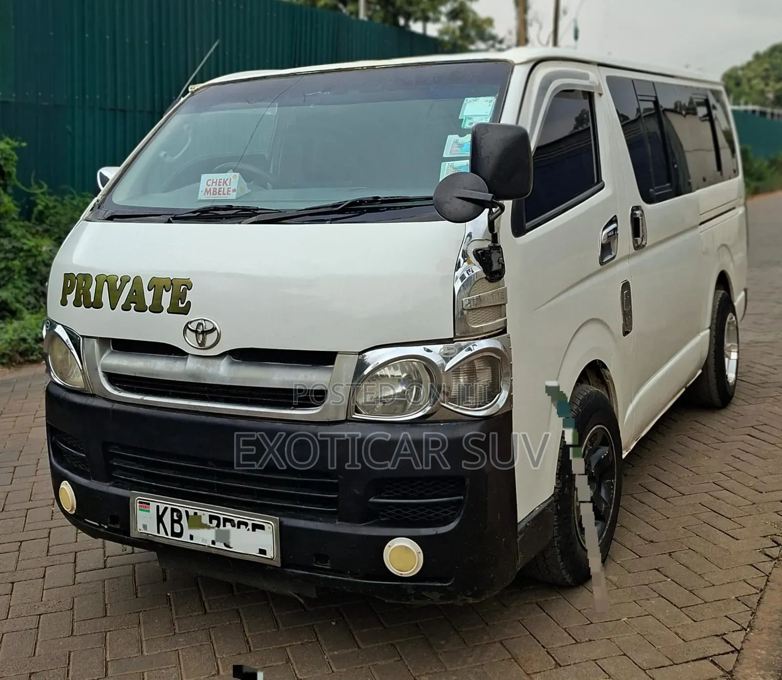Toyota HiAce 2009 White