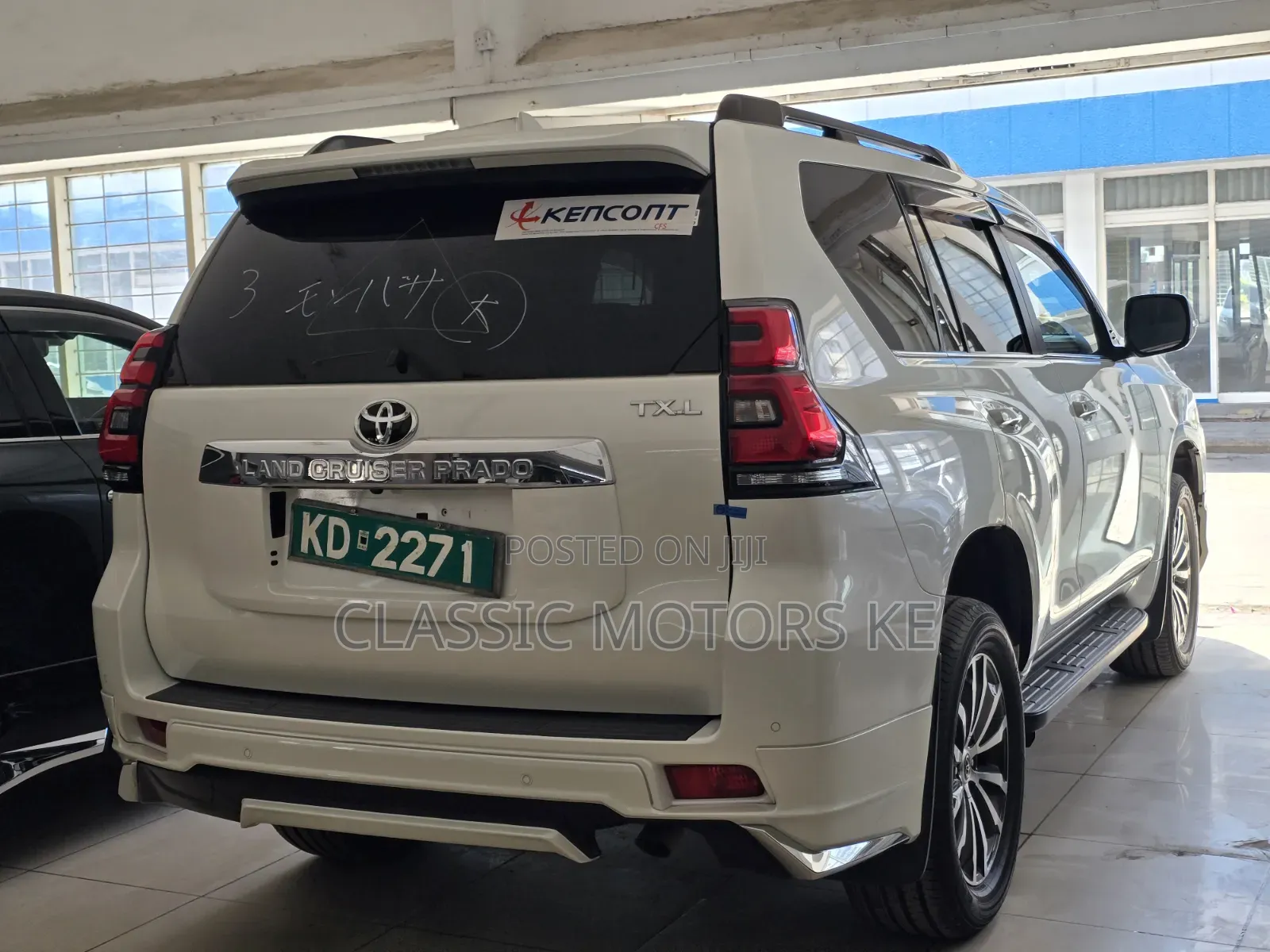 Toyota Land Cruiser Prado 2021 Pearl