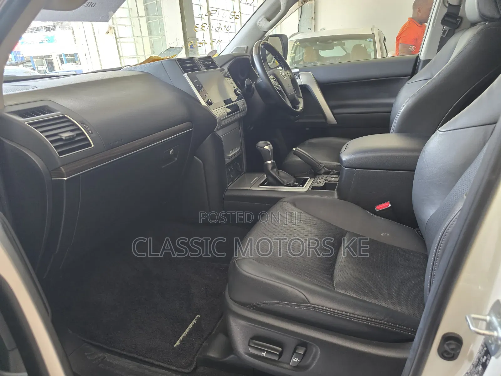 Toyota Land Cruiser Prado 2021 Pearl