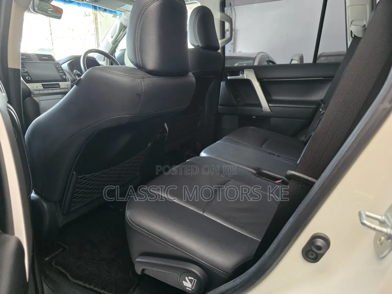 Toyota Land Cruiser Prado 2021 Pearl