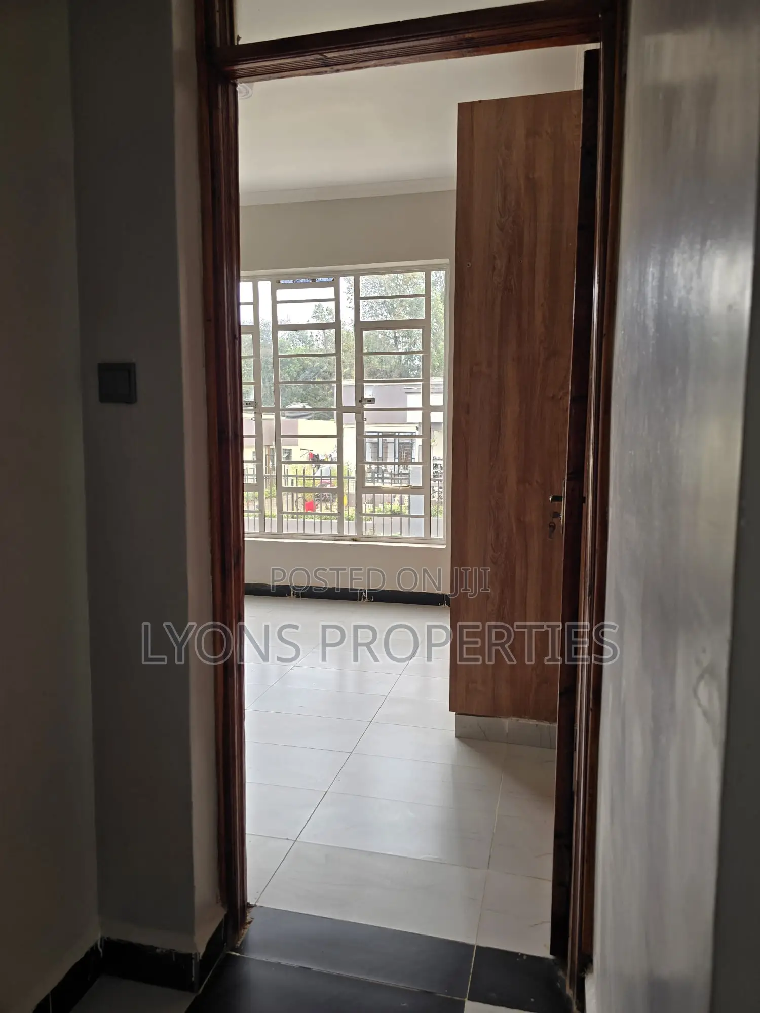 3bdrm Bungalow in Karai for rent