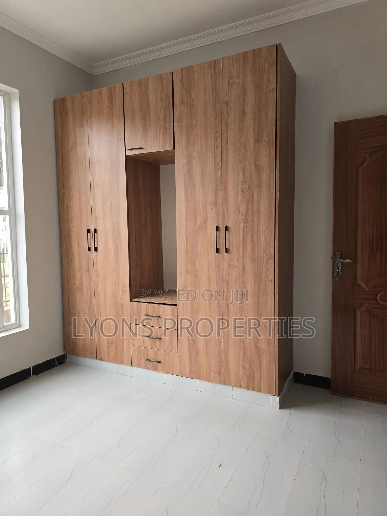 3bdrm Bungalow in Karai for rent
