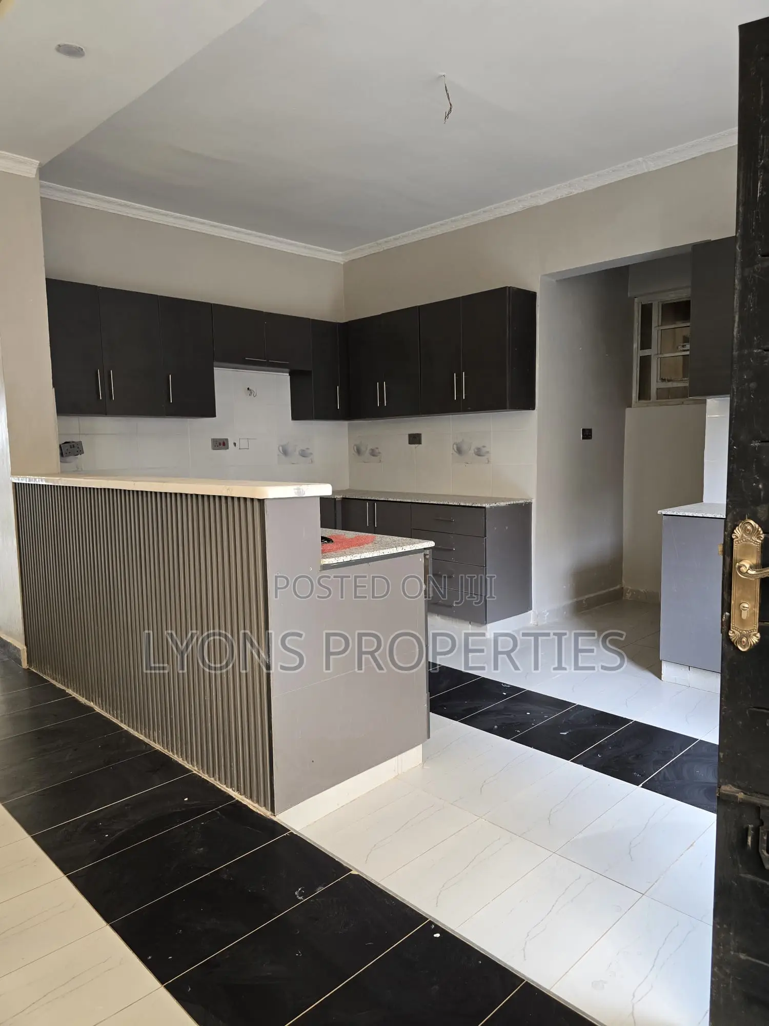 3bdrm Bungalow in Karai for rent