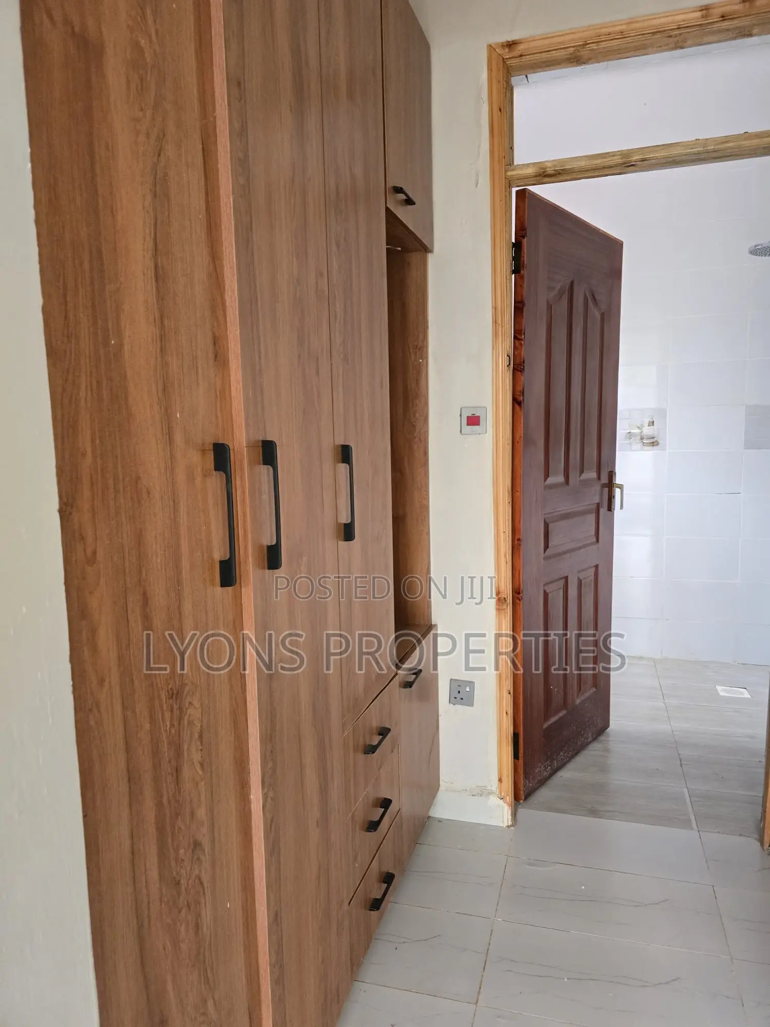 3bdrm Bungalow in Karai for rent