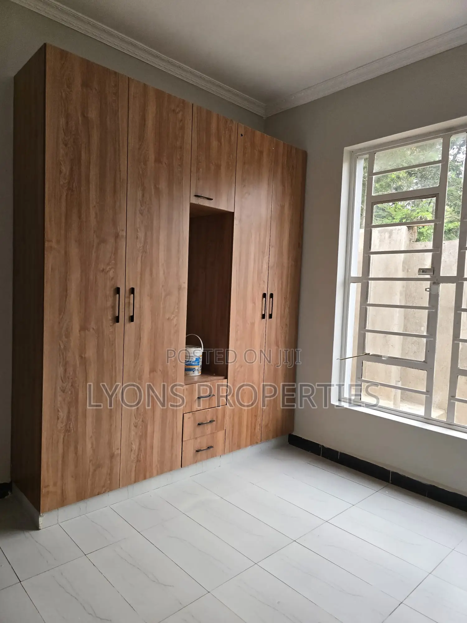 3bdrm Bungalow in Karai for rent