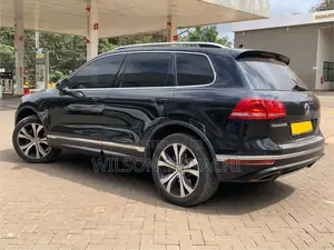 Volkswagen Touareg 2015 Black