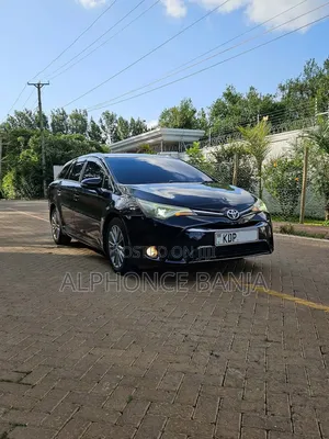 Toyota Avensis 2016 Black
