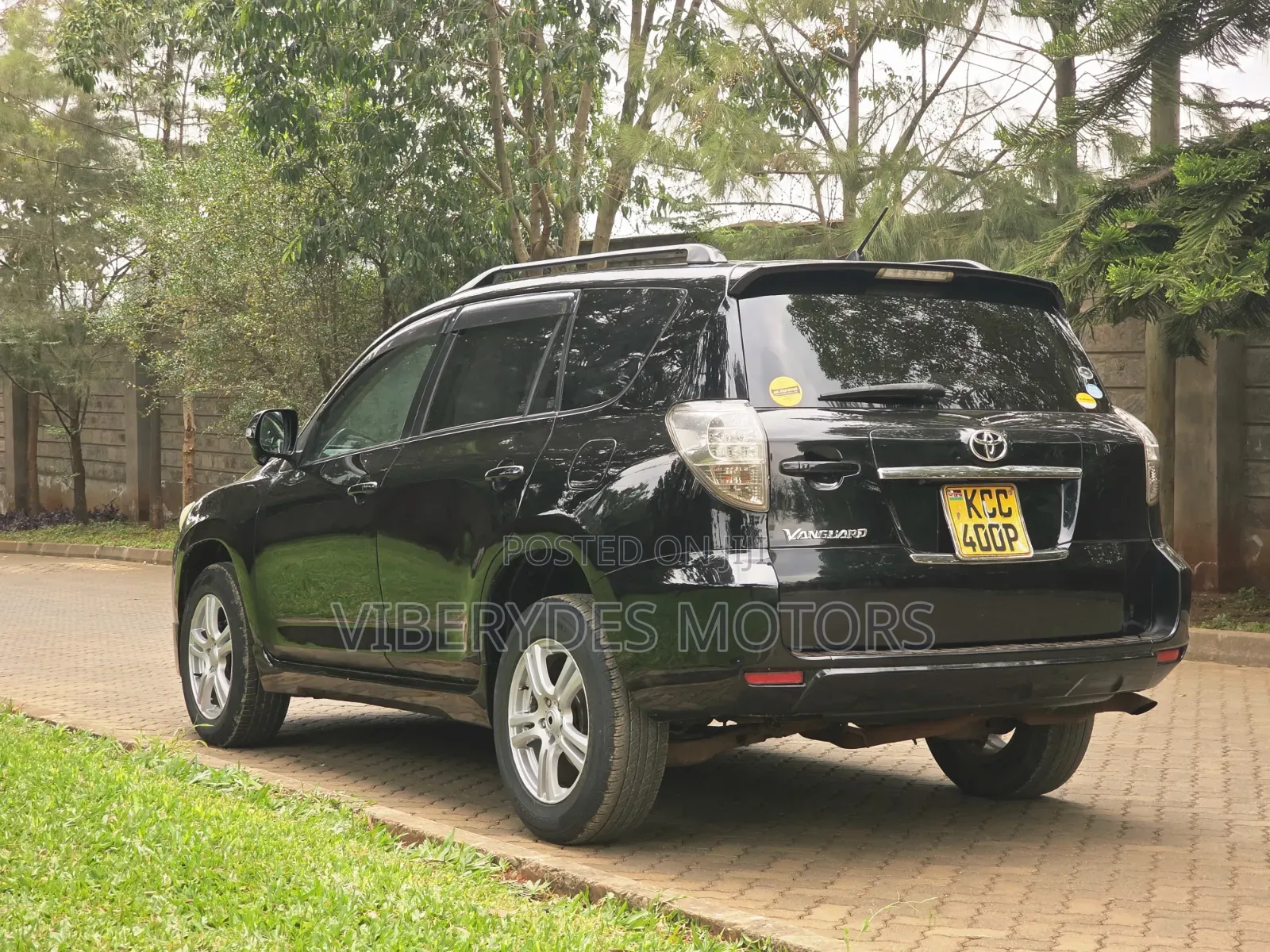 Toyota Vanguard 2008 Black