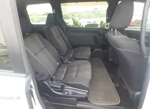 Toyota Voxy 2019 Pearl