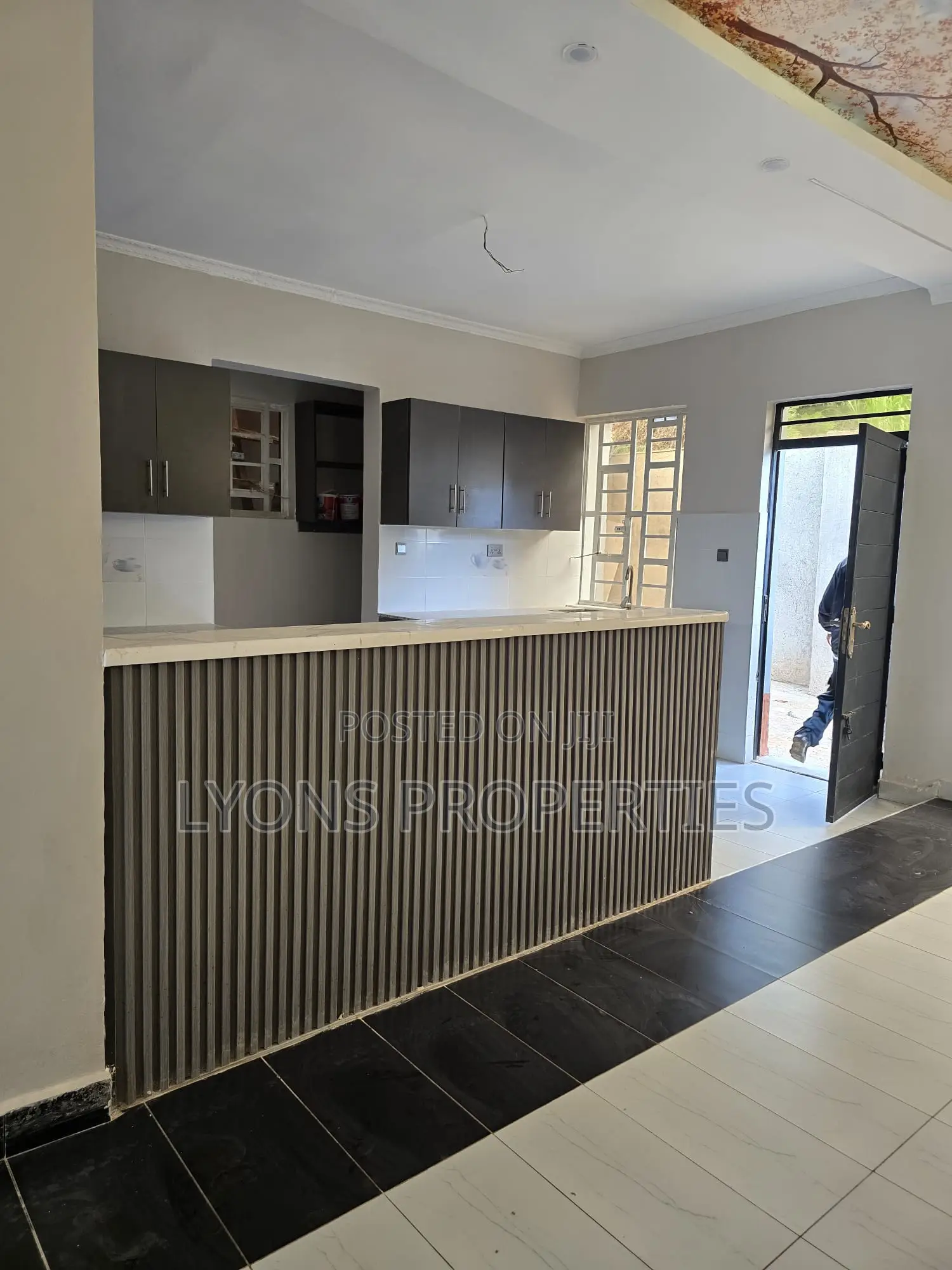 3bdrm Bungalow in Karai for rent