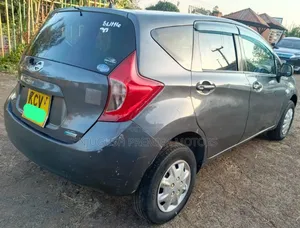 Nissan Note 2013 Silver