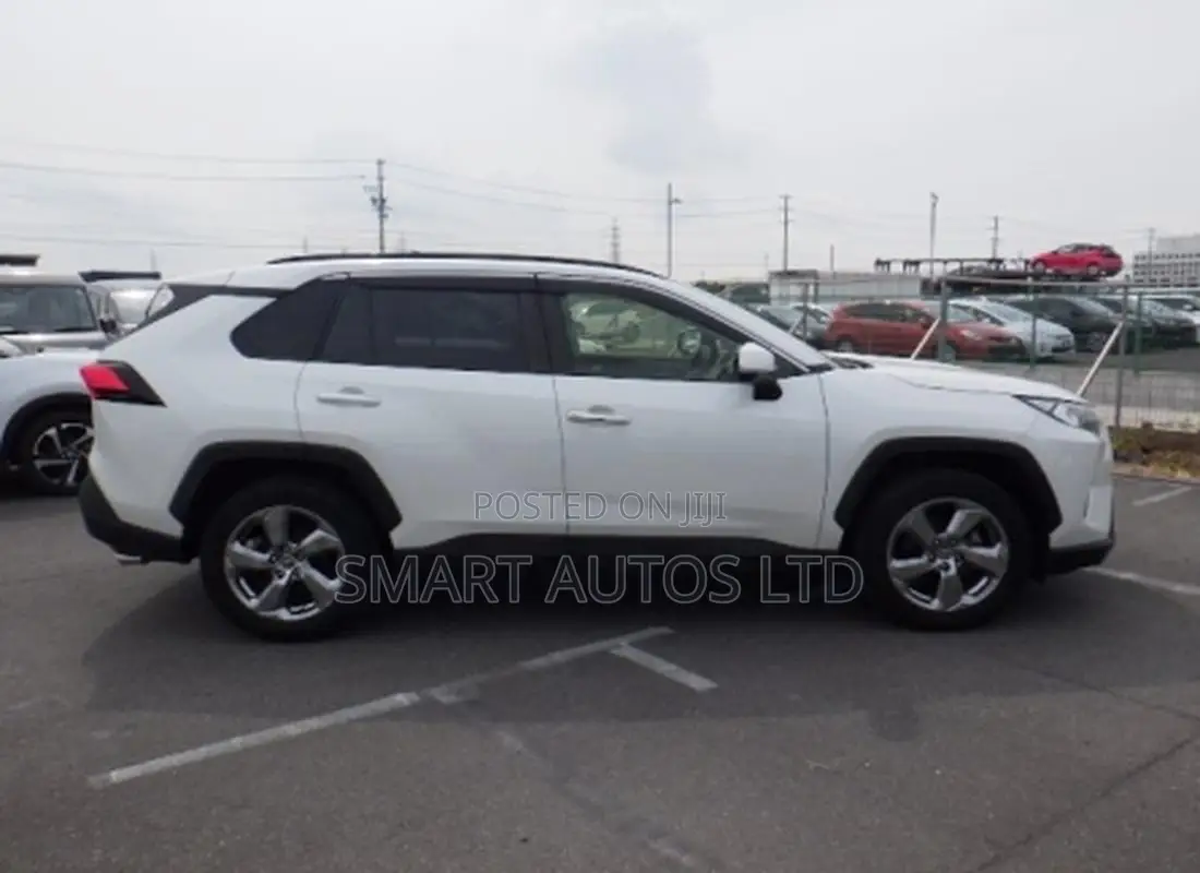 Toyota RAV4 2020 White