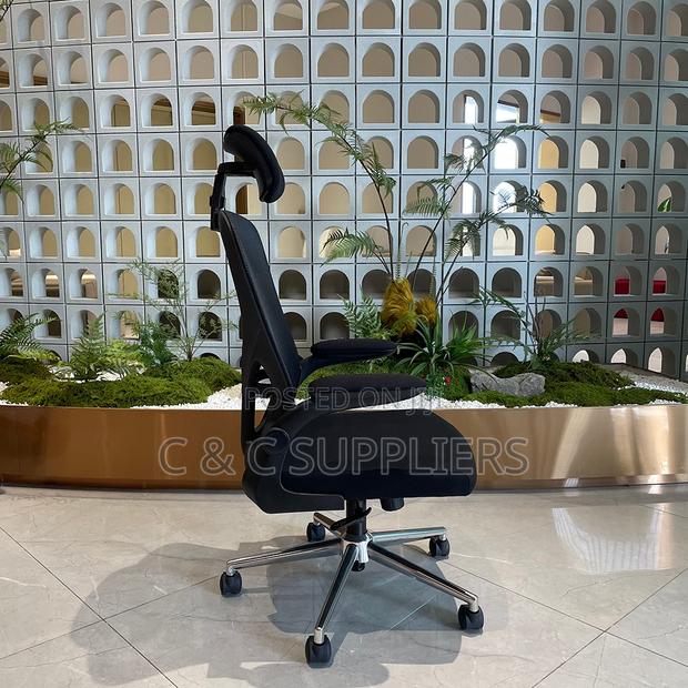 Ergonomic Desk Mesh Chair. - thumbnail 3