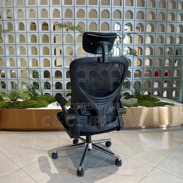 Ergonomic Desk Mesh Chair. - thumbnail 4