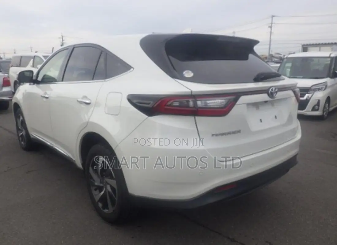 Toyota Harrier 2020 Off white