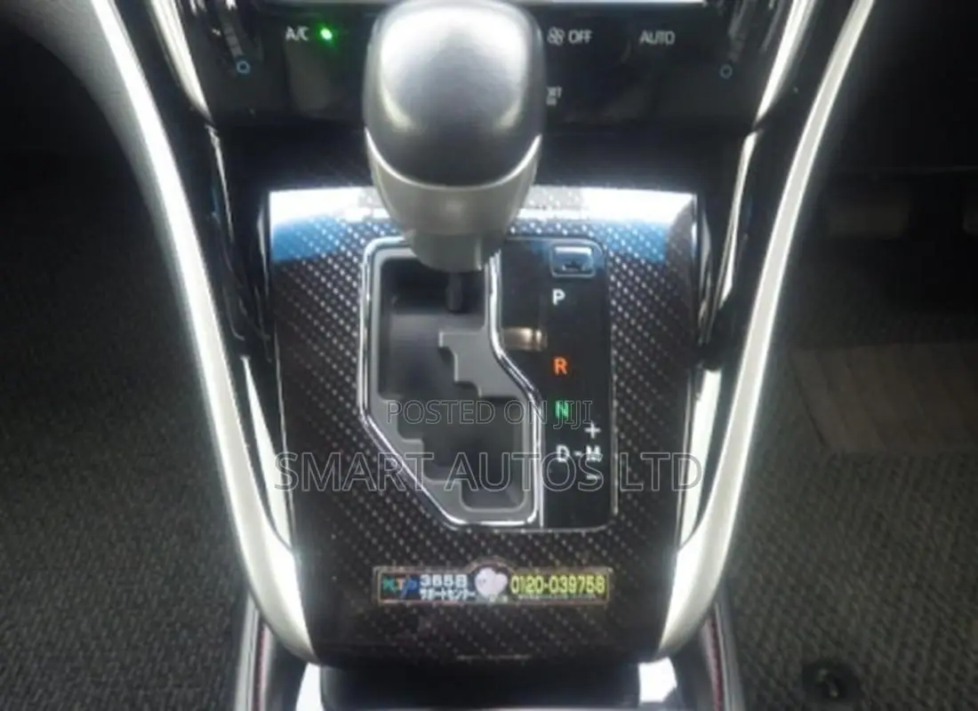 Toyota Harrier 2020 Off white