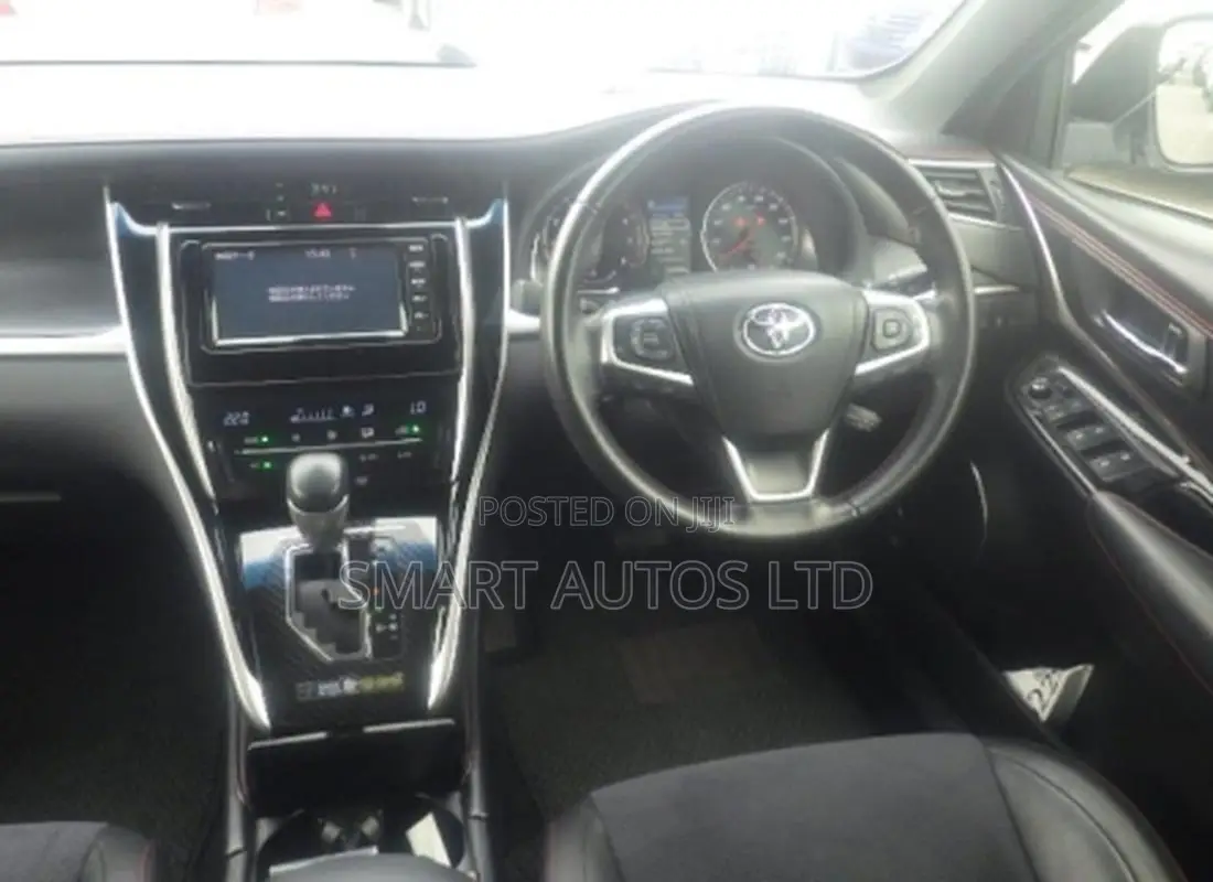 Toyota Harrier 2020 Off white