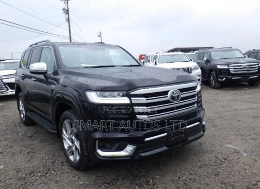 Toyota Land Cruiser LC300 2023 Matt Black