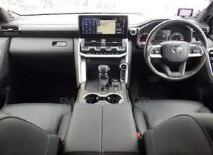 Toyota Land Cruiser LC300 2023 Matt Black