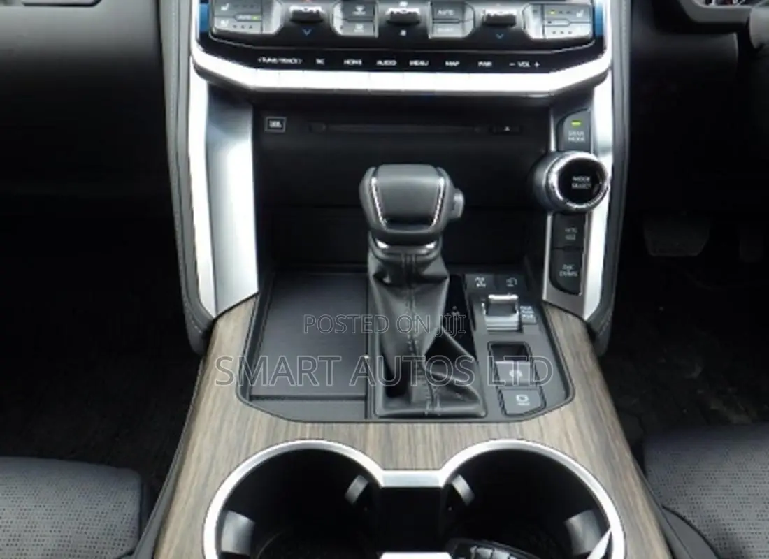 Toyota Land Cruiser LC300 2023 Matt Black
