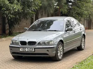 BMW 320i 2004 Gray