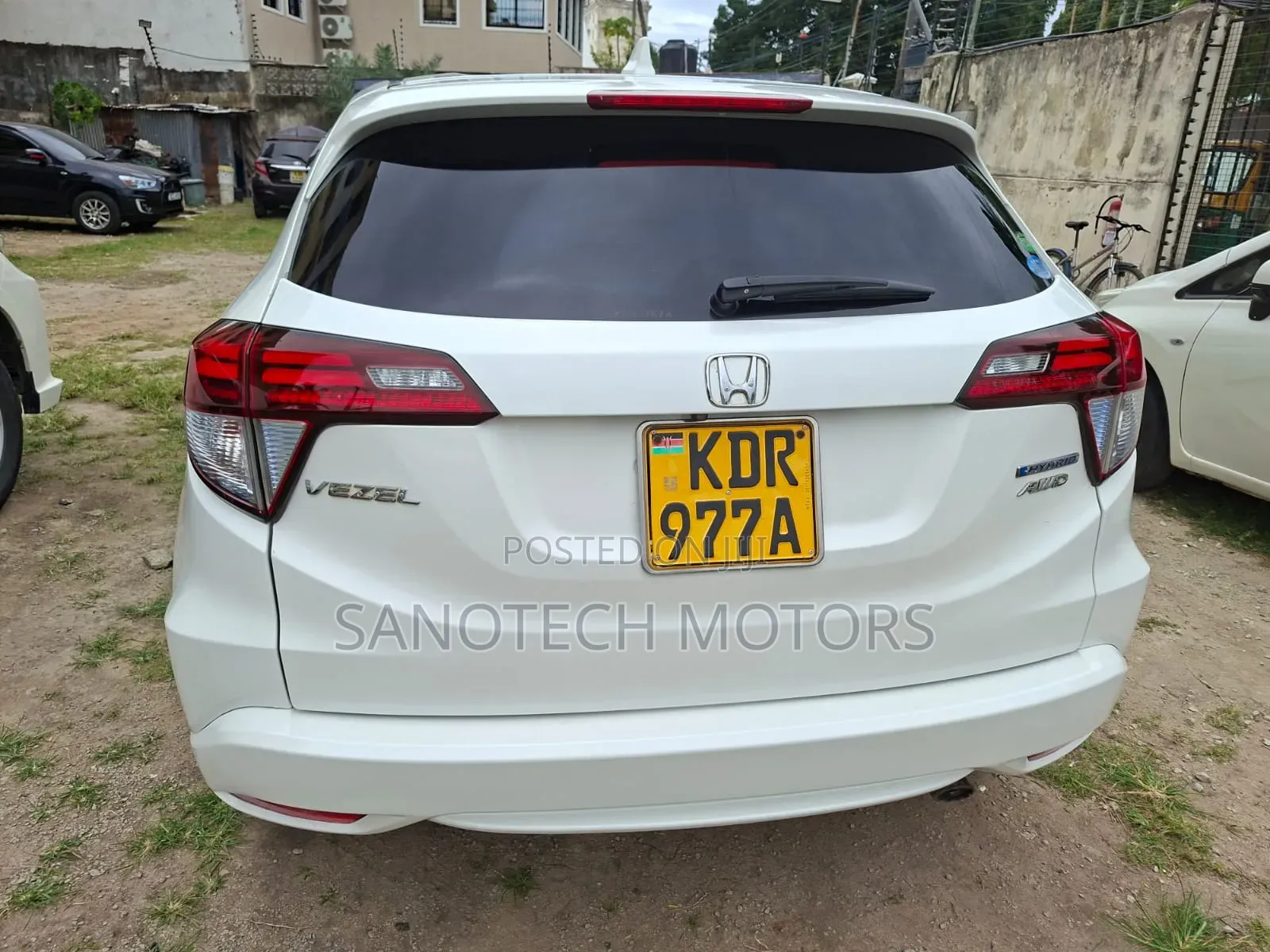 Honda Vezel 2017 White