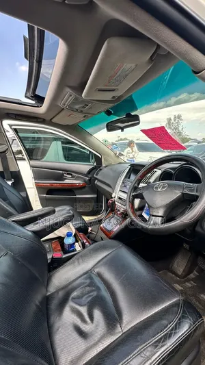 Toyota Harrier 2006 White