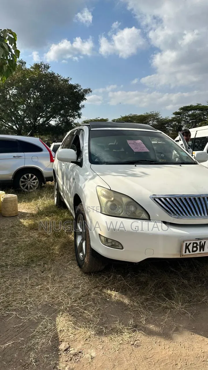 Toyota Harrier 2006 White