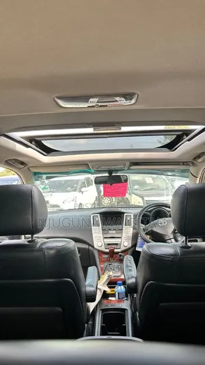 Toyota Harrier 2006 White