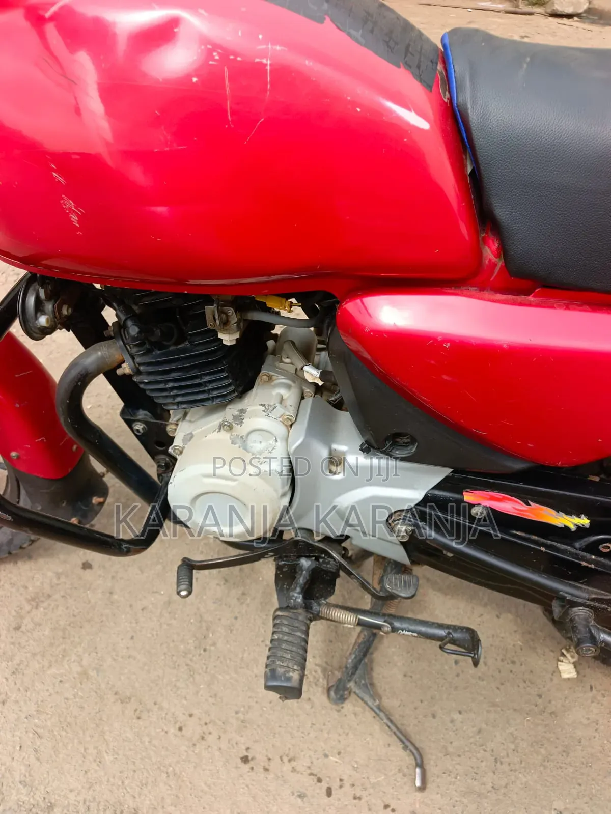 Bajaj Boxer 125 2025 Red