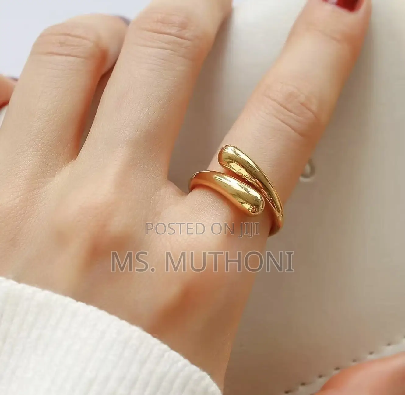 Watch And Accessories (Rings ) Ladies Gift Set