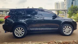 Toyota Vanguard 2012 Black