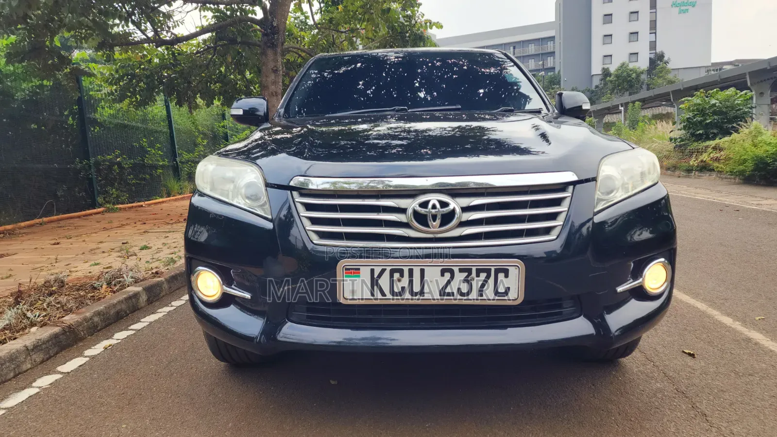 Toyota Vanguard 2012 Black