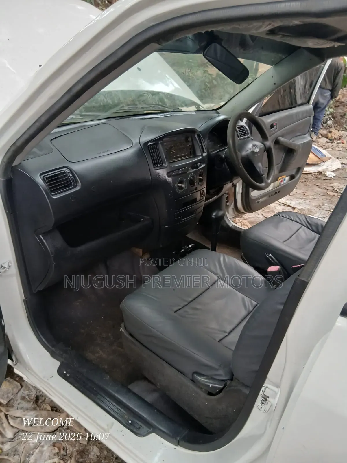 Toyota Probox 2004 White