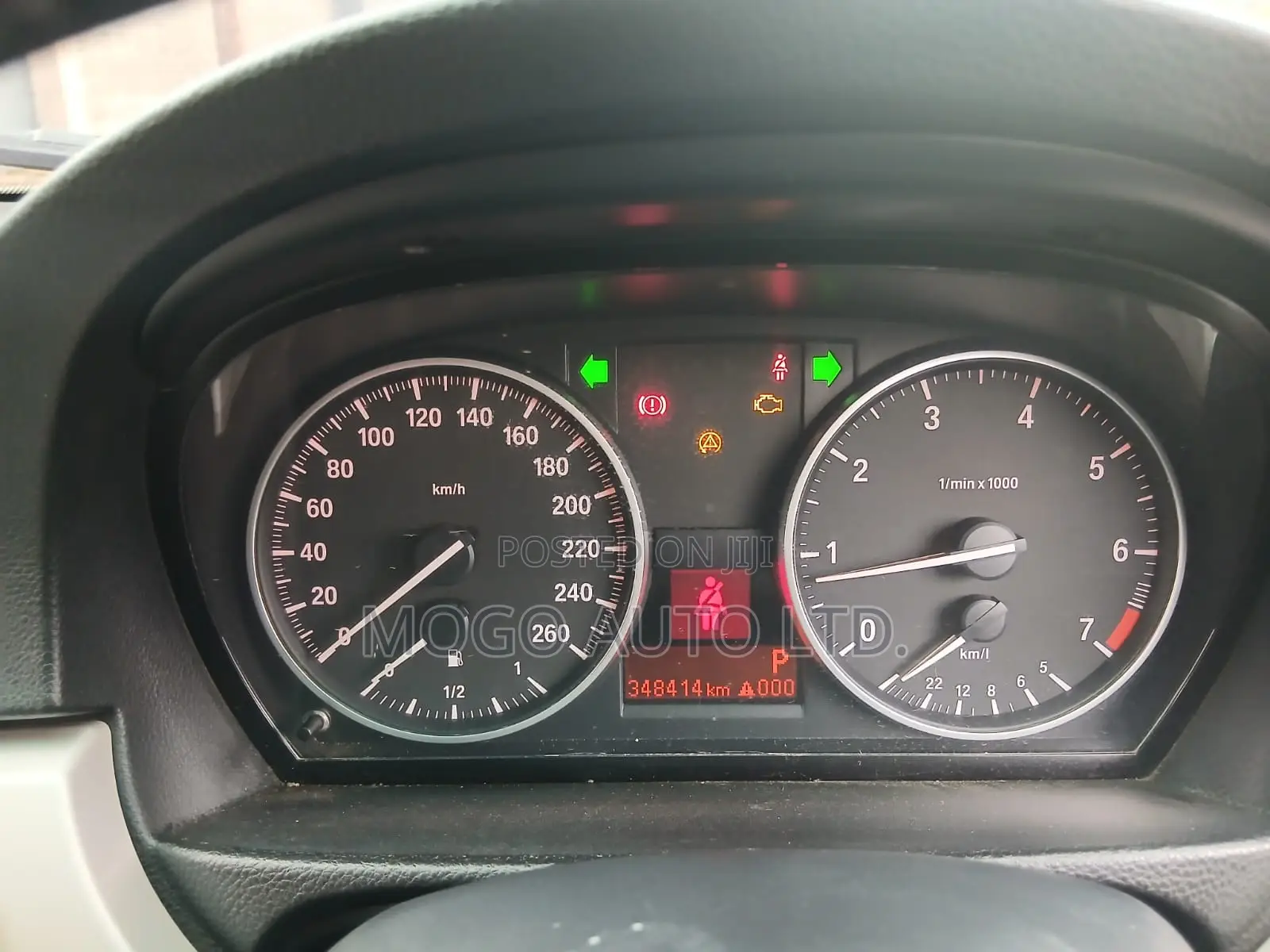 BMW 320i 2010 Silver