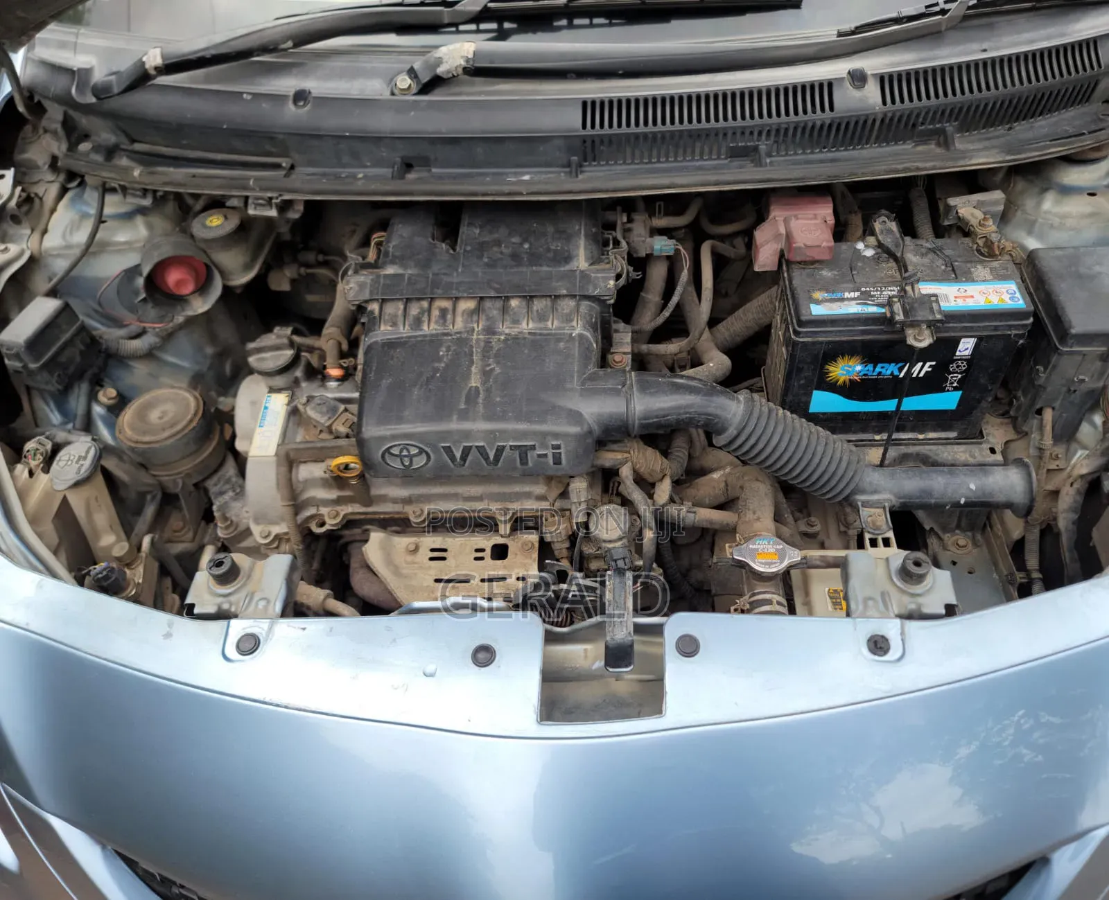 Toyota Belta 2011 Blue