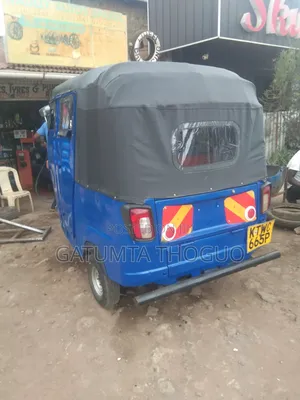 Piaggio 2022 Green