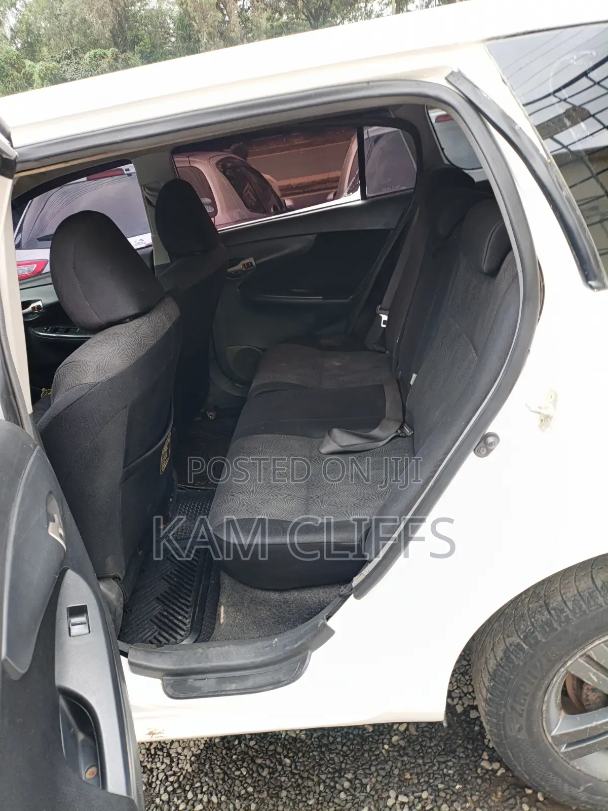 Toyota Corolla Fielder 2010 Pearl