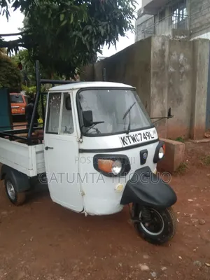Piaggio Scooter 2023 White
