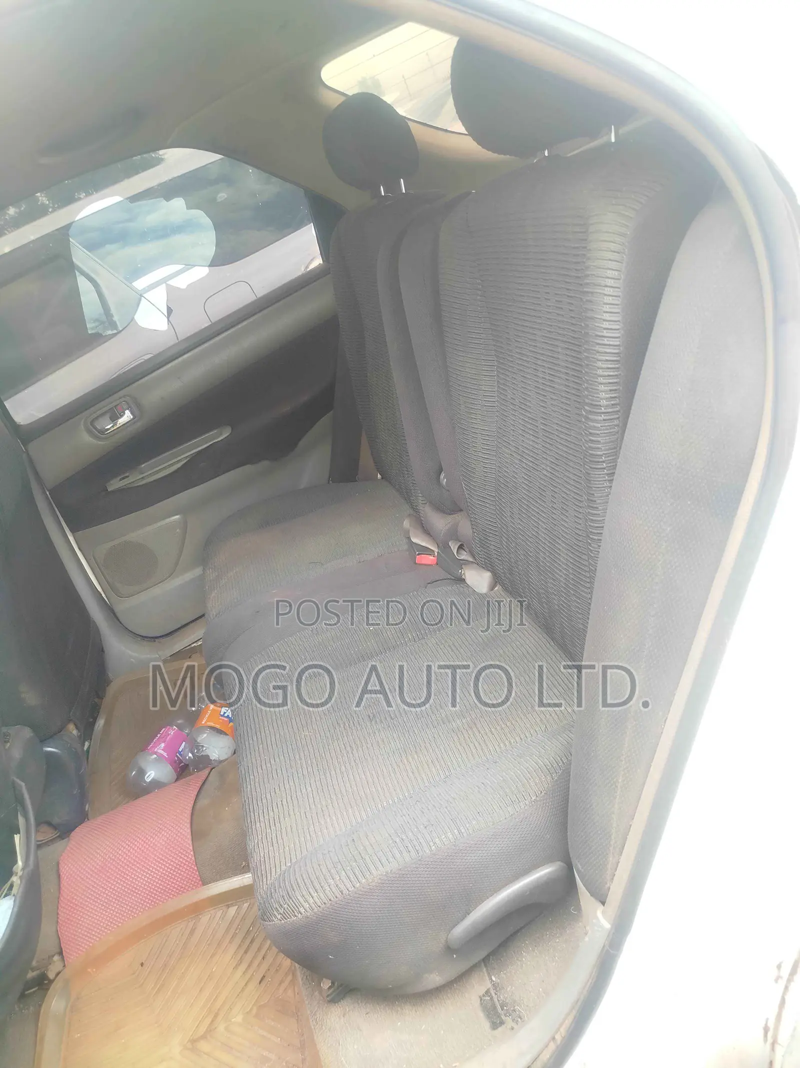 Toyota Vista 2001 White