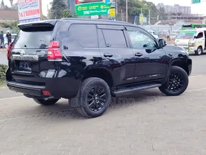 Toyota Land Cruiser Prado 2020