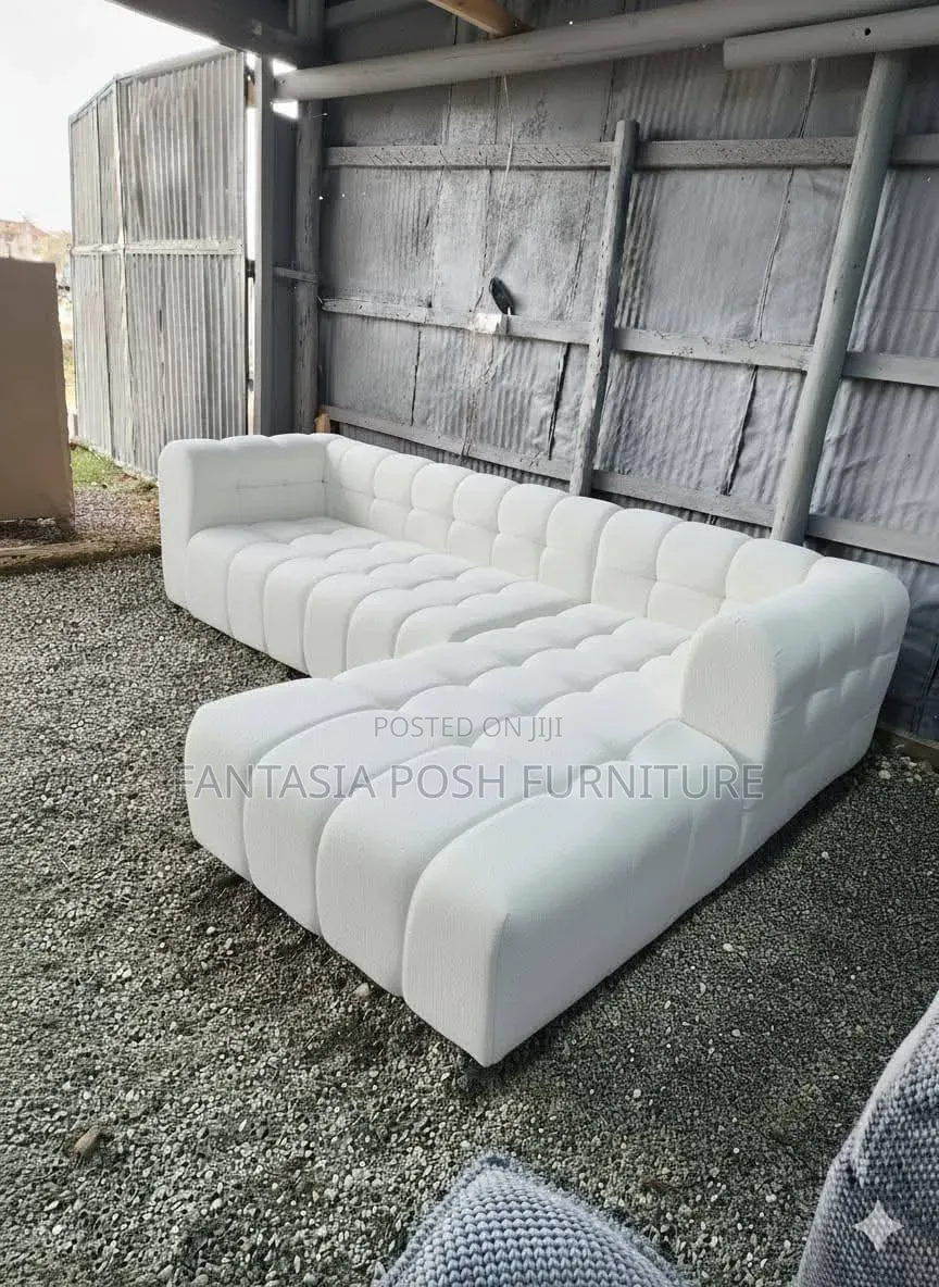 White L-Shaped Sofa 7 Seater (Bubble)