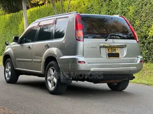 Nissan X-Trail 2.0 2006 Gray